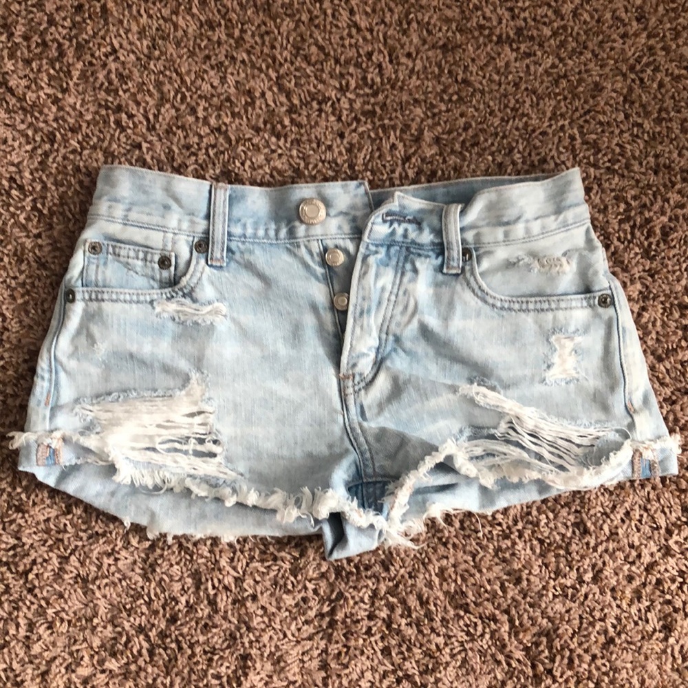 American Eagle ripped jean short